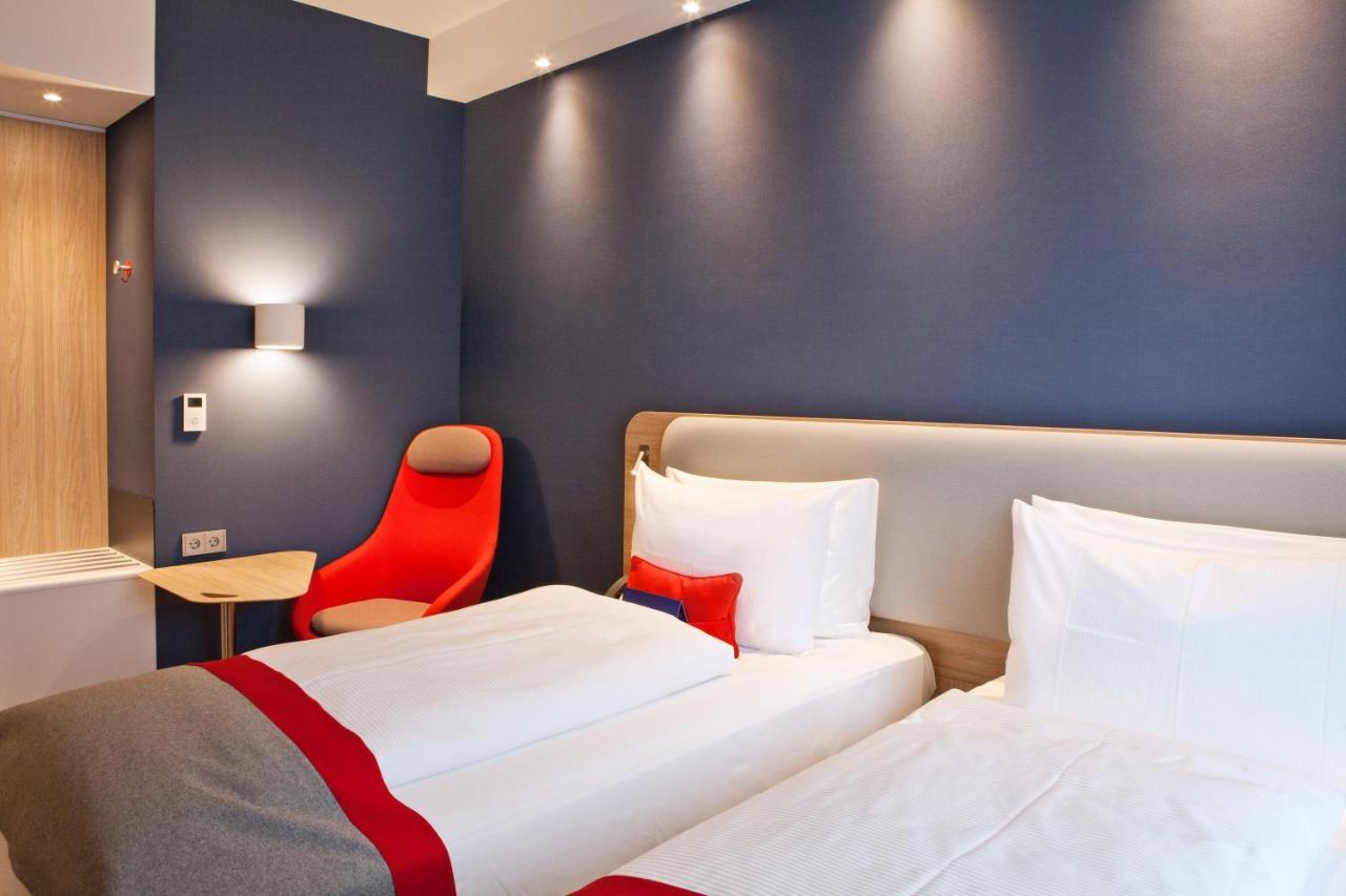 Holiday Inn Express - Kaiserslautern By Ihg Eksteriør billede