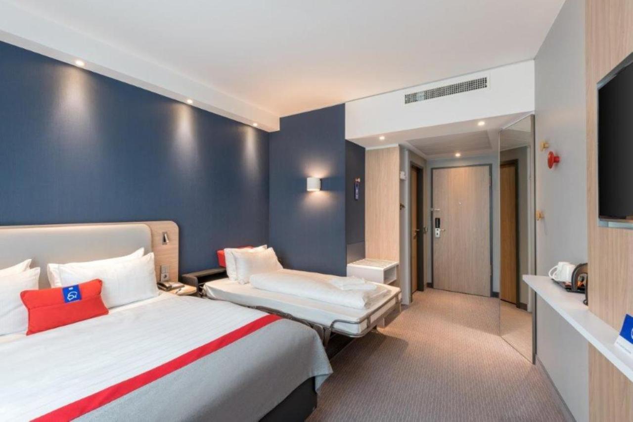 Holiday Inn Express - Kaiserslautern By Ihg Eksteriør billede
