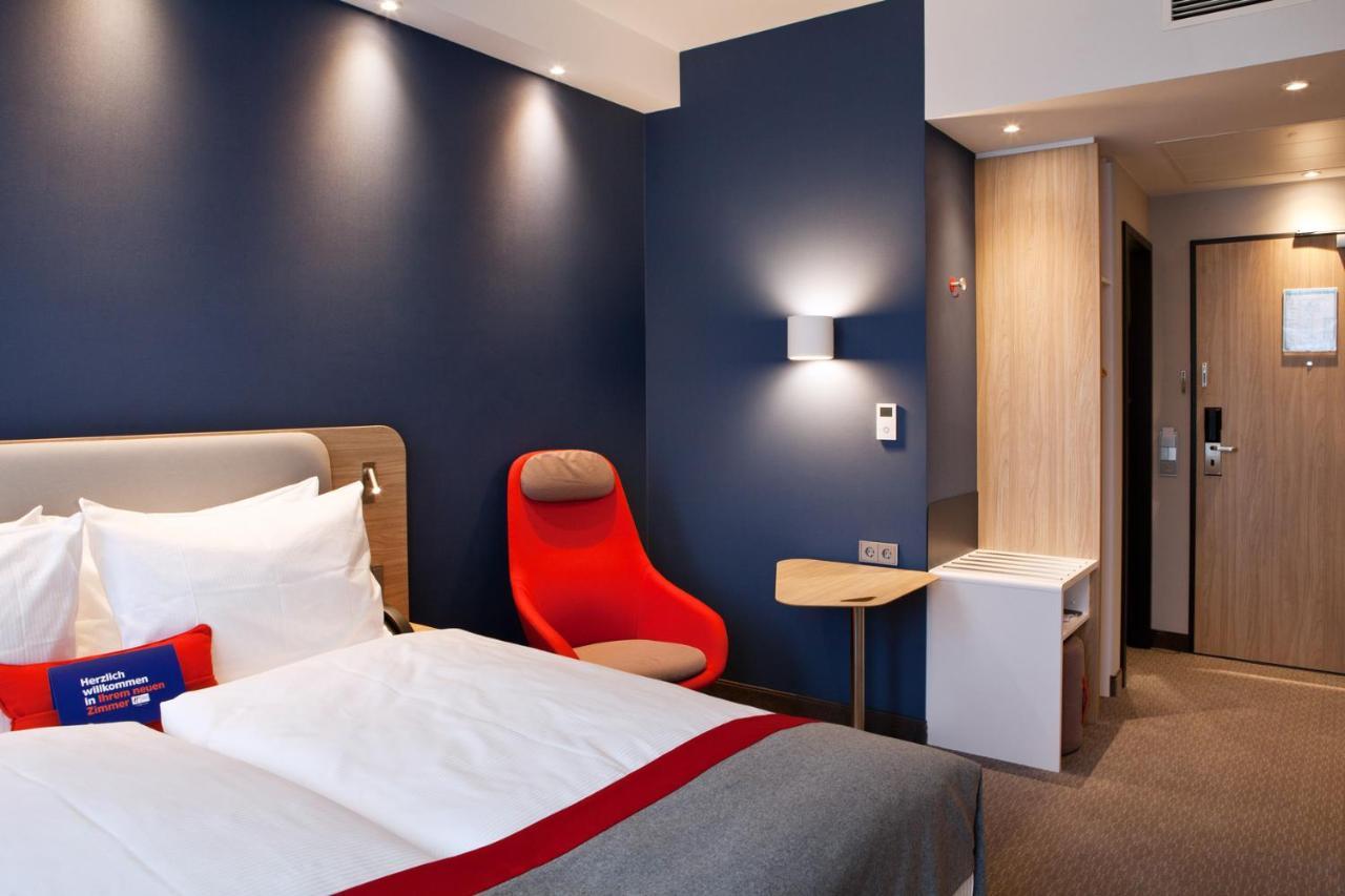 Holiday Inn Express - Kaiserslautern By Ihg Eksteriør billede