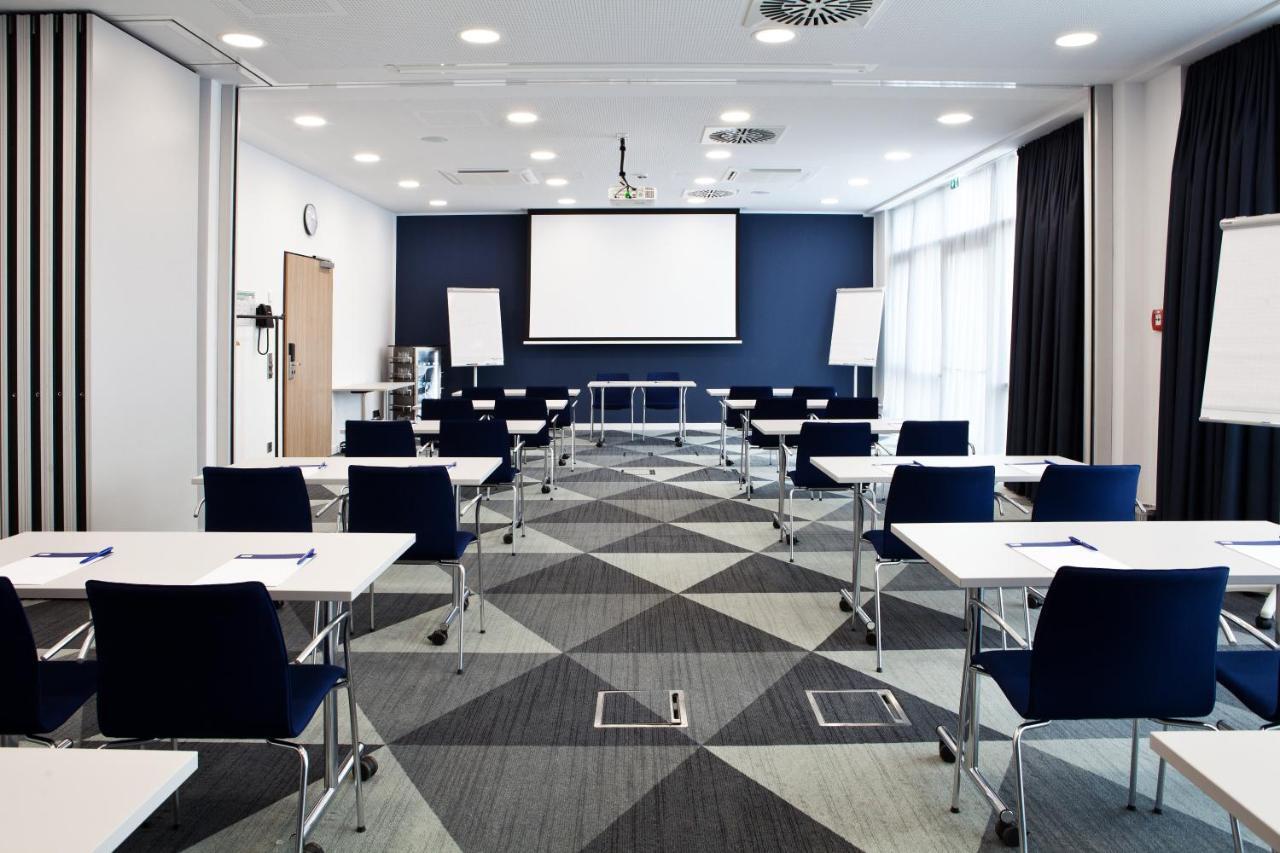 Holiday Inn Express - Kaiserslautern By Ihg Eksteriør billede
